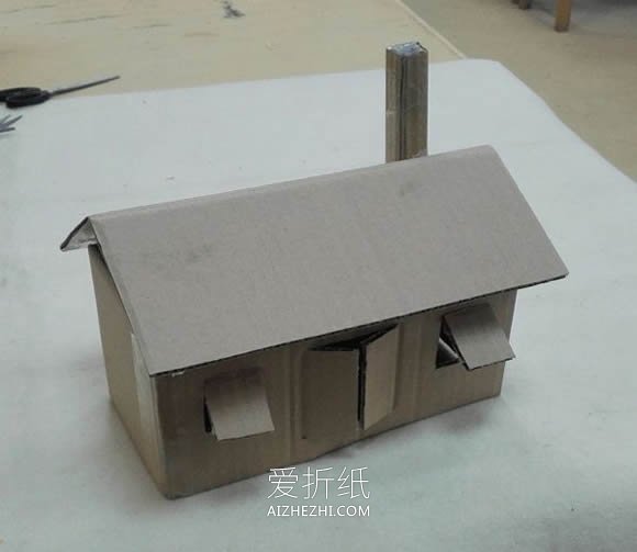 怎么做硬纸板小房子模型的手工制作教程(7)