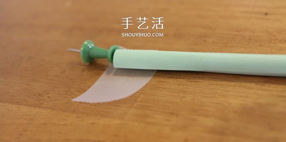 自制纸飞镖的方法- www.aizhezhi.com