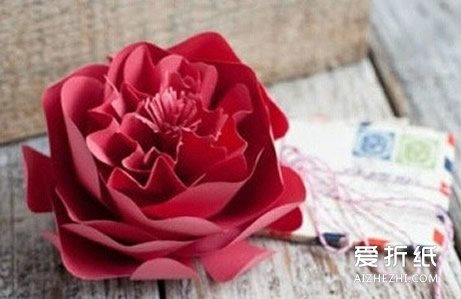 怎么制作纸花教程 手工纸花的做法图解- www.aizhezhi.com