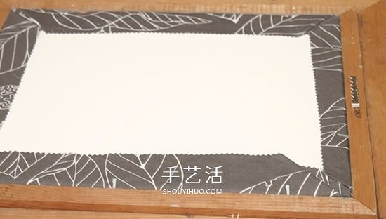 简易不织布装饰画制作 手工布艺装饰画DIY图解- www.aizhezhi.com