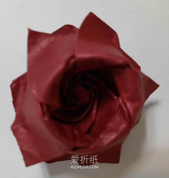 怎么折纸玫瑰花和花萼 手工制作玫瑰发箍做法- www.aizhezhi.com