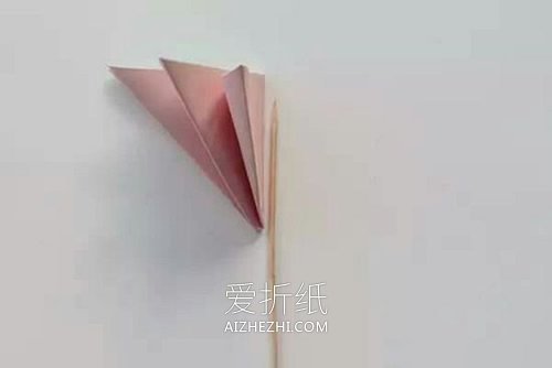 怎么简单折纸花的方法 儿童手工纸花的制作- www.aizhezhi.com