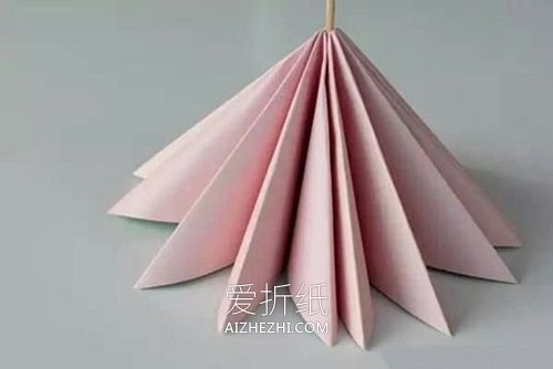 怎么简单折纸花的方法 儿童手工纸花的制作- www.aizhezhi.com