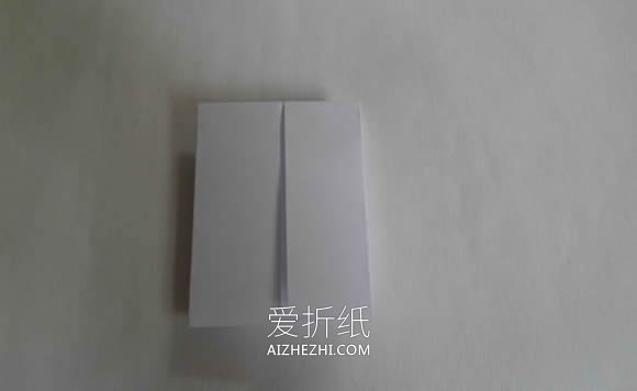 怎么简单折纸衬衫和裤子的折法图解步骤- www.aizhezhi.com