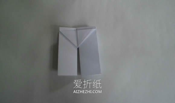 怎么简单折纸衬衫和裤子的折法图解步骤- www.aizhezhi.com