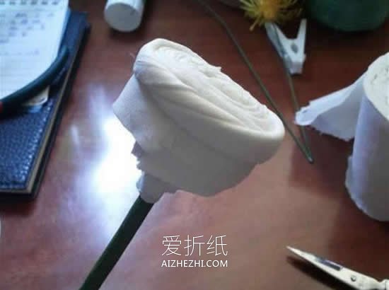 怎么手工做纸藤荷花盆景的方法图解- www.aizhezhi.com