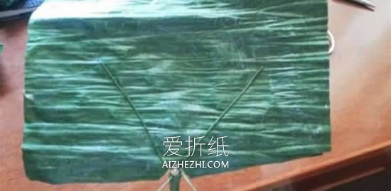 怎么手工做纸藤荷花盆景的方法图解- www.aizhezhi.com