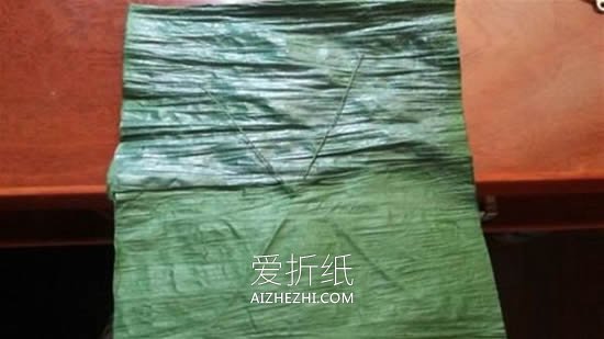 怎么手工做纸藤荷花盆景的方法图解- www.aizhezhi.com