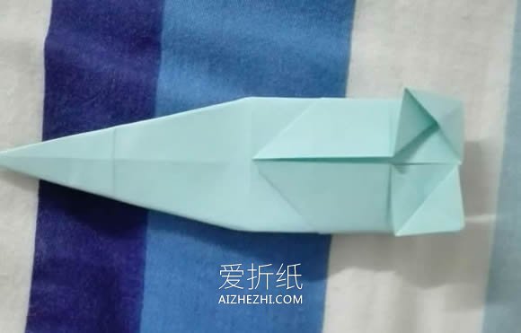 怎么用两张纸折纸小蜻蜓的简单折法图解- www.aizhezhi.com