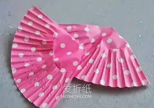 怎么用蛋糕纸和卷纸芯做猫头鹰的制作方法- www.aizhezhi.com