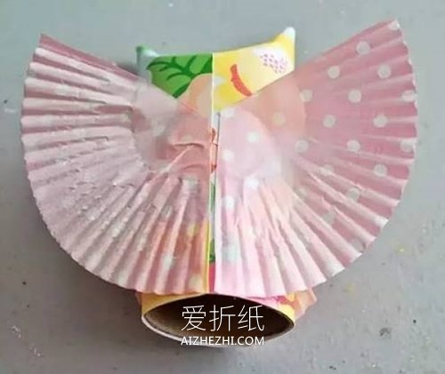 怎么用蛋糕纸和卷纸芯做猫头鹰的制作方法- www.aizhezhi.com