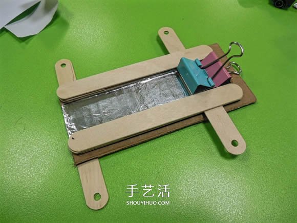 好玩的科技小制作：用雪糕棍制作汽车弹射器- www.aizhezhi.com