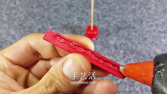 自制电动马达三轮车玩具的科技小制作教程- www.aizhezhi.com