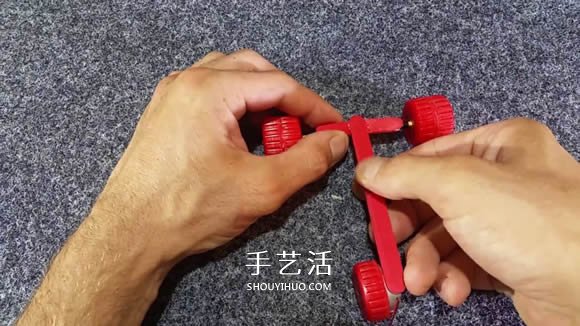 自制电动马达三轮车玩具的科技小制作教程- www.aizhezhi.com