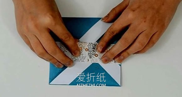 怎么做圣诞节风车折叠贺卡的制作方法图解- www.aizhezhi.com