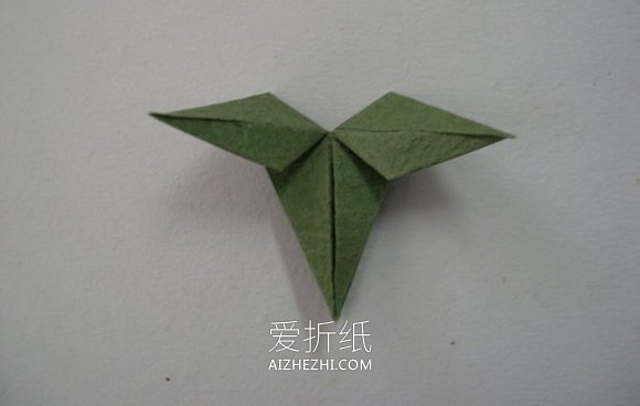 怎么折纸制作牵牛花贴画的方法图解- www.aizhezhi.com