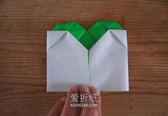 四色四叶草的折法图解- www.aizhezhi.com