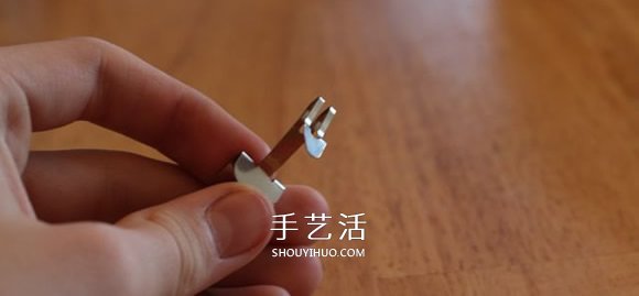 发夹手工制作袋鼠图解- www.aizhezhi.com