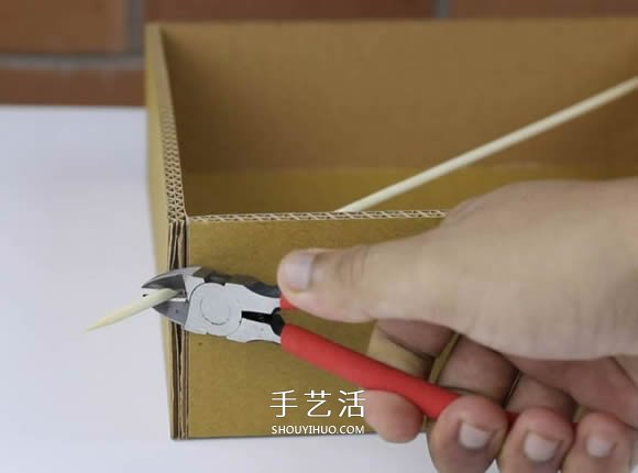 瓦楞纸板手工制作平衡棋盘玩具教程- www.aizhezhi.com