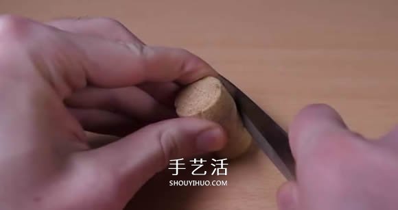 自制纸做大炮玩具的方法图解教程- www.aizhezhi.com